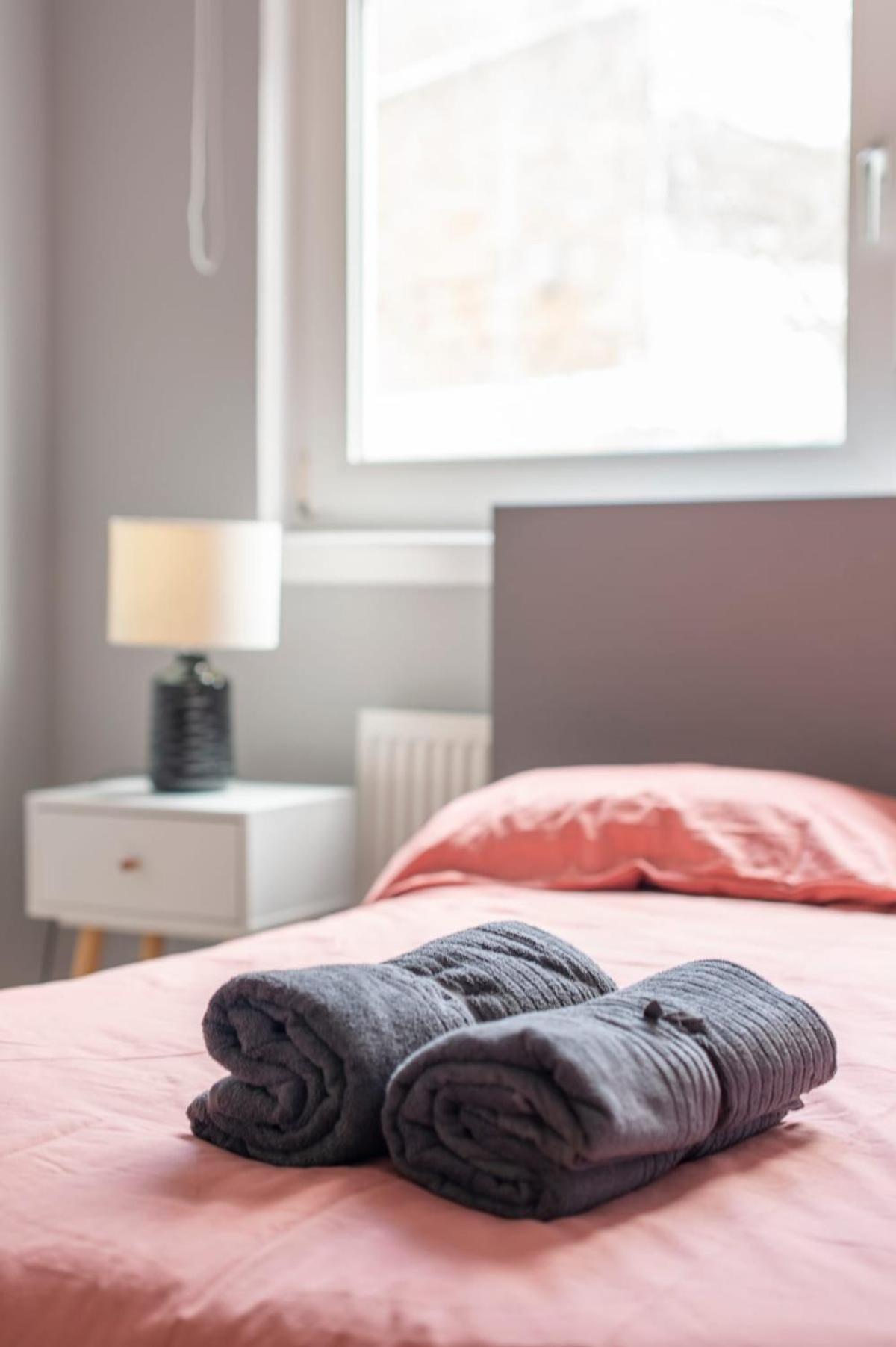Lovely 2-Bed 20 Mins To Central London Londres Exterior foto